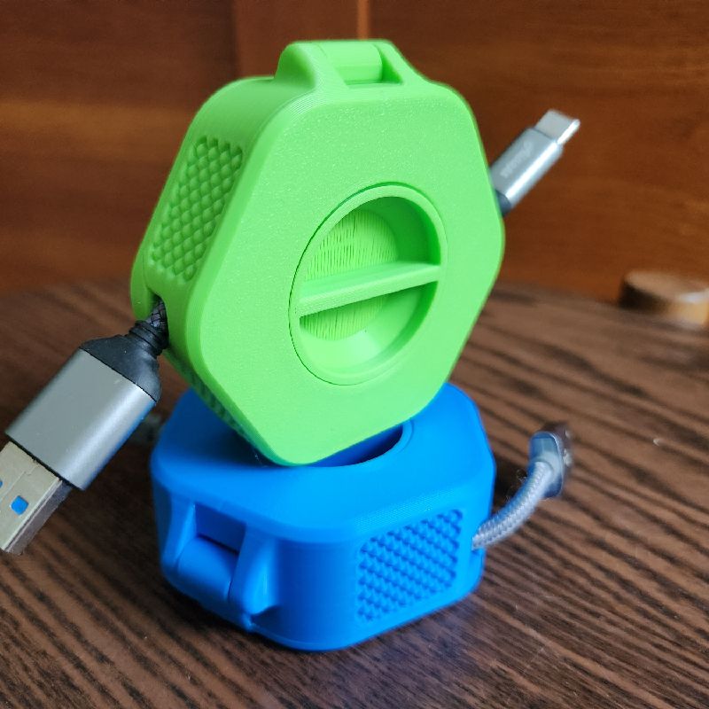 Portable Cable Organizer & Winder